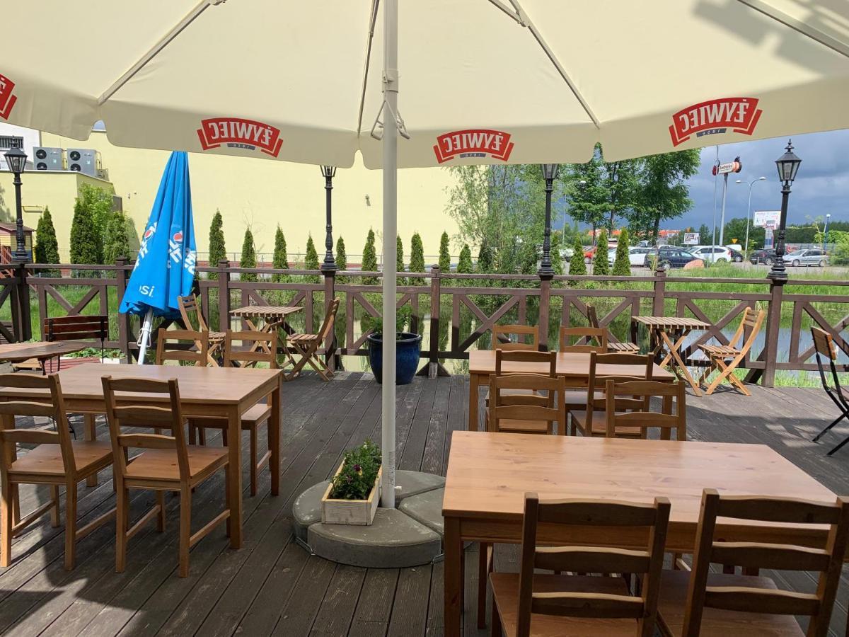 Hotel Tyrol I Restauracja Zycie Gruzji Osielsko Exterior foto